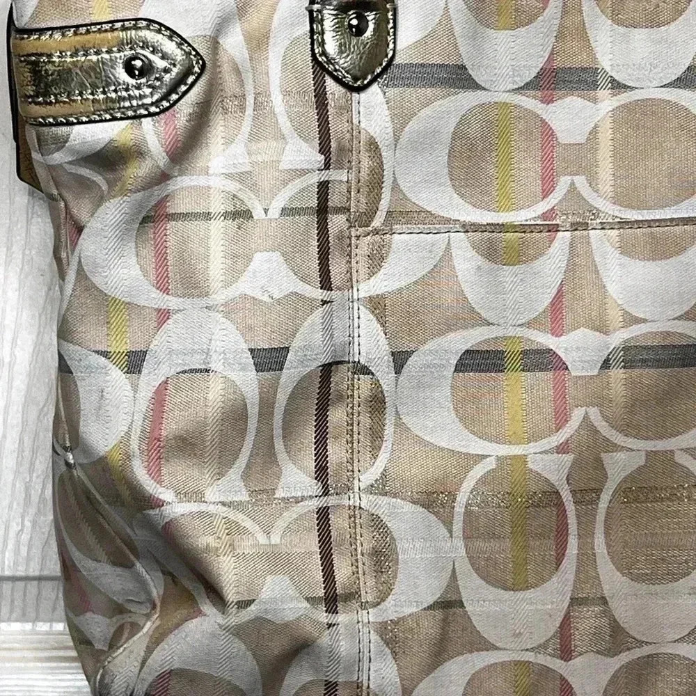 Rare spring colored plaid Coach tote Well Loved But Still Has Life Vintage Bag - Picture 6 of 9